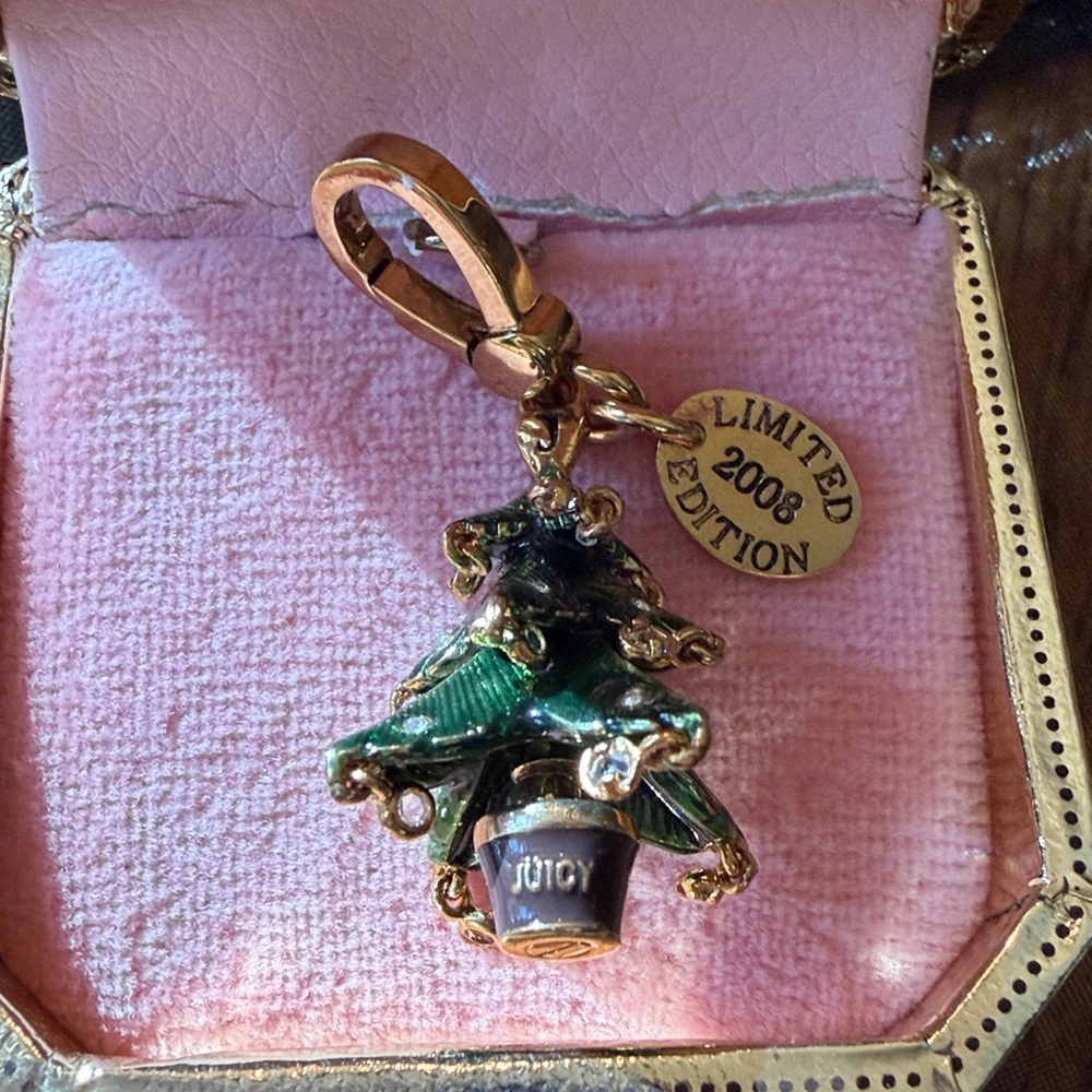 Juicy Couture Christmas Tree Charm - Picture 2 of 5